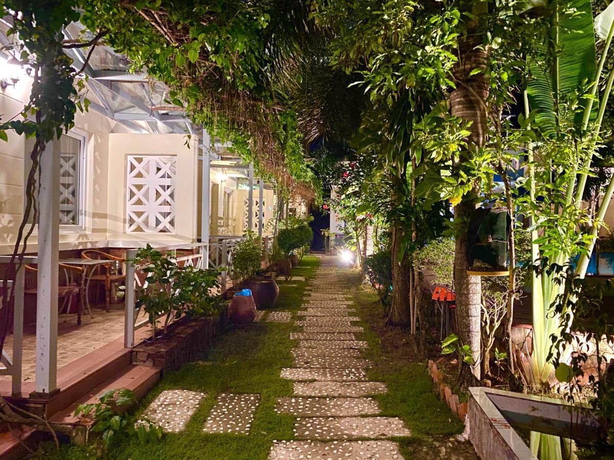 Blue Paradise Bungalow 두옹 동 외부 사진
