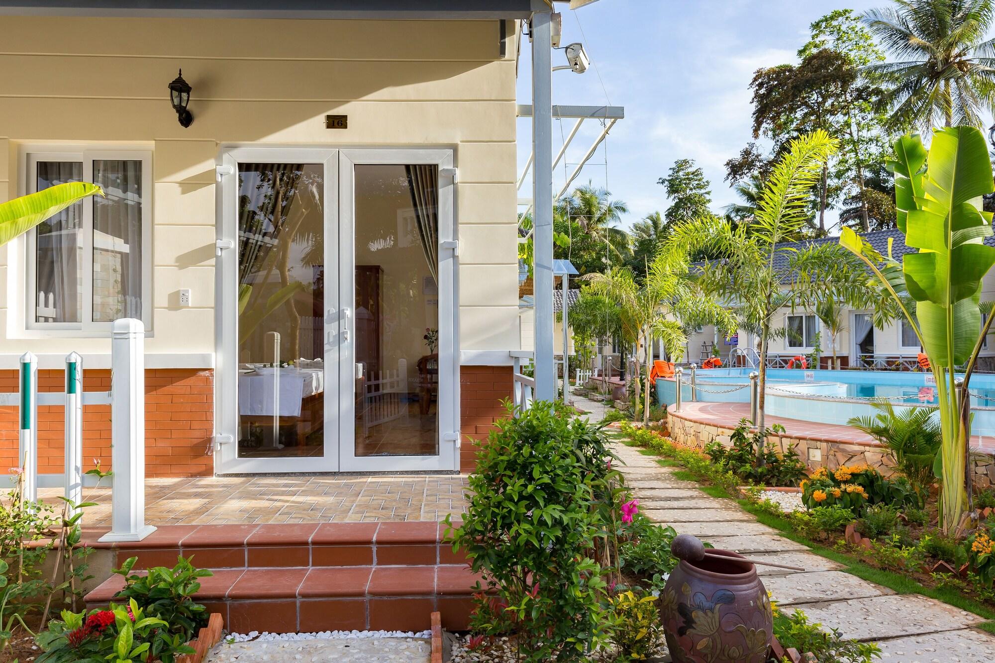 Blue Paradise Bungalow 두옹 동 외부 사진
