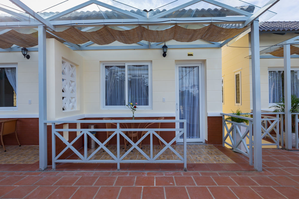 Blue Paradise Bungalow 두옹 동 외부 사진